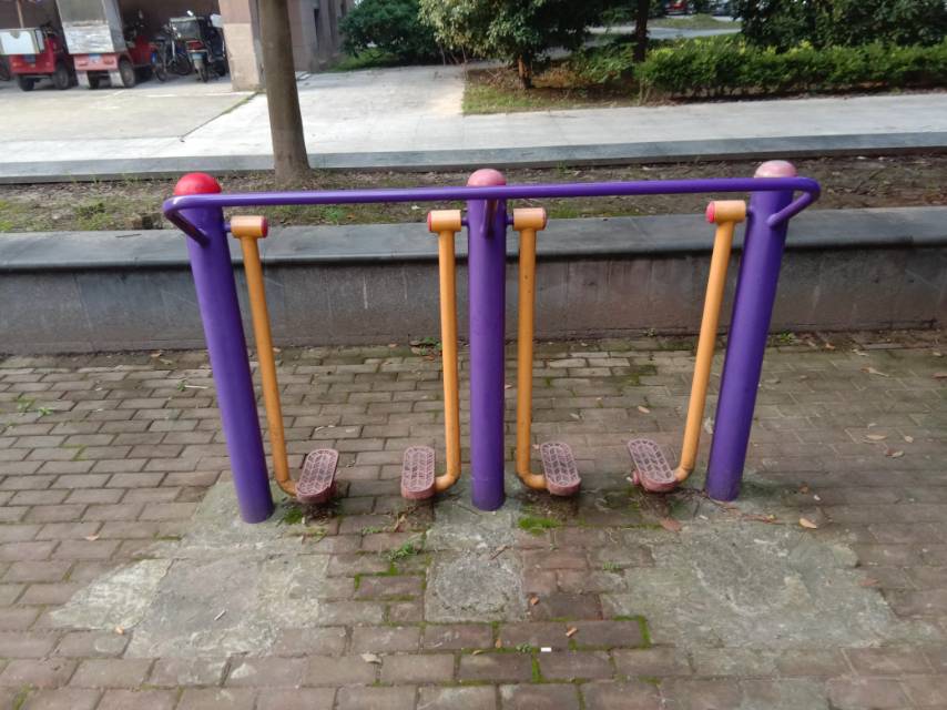 太空漫步器