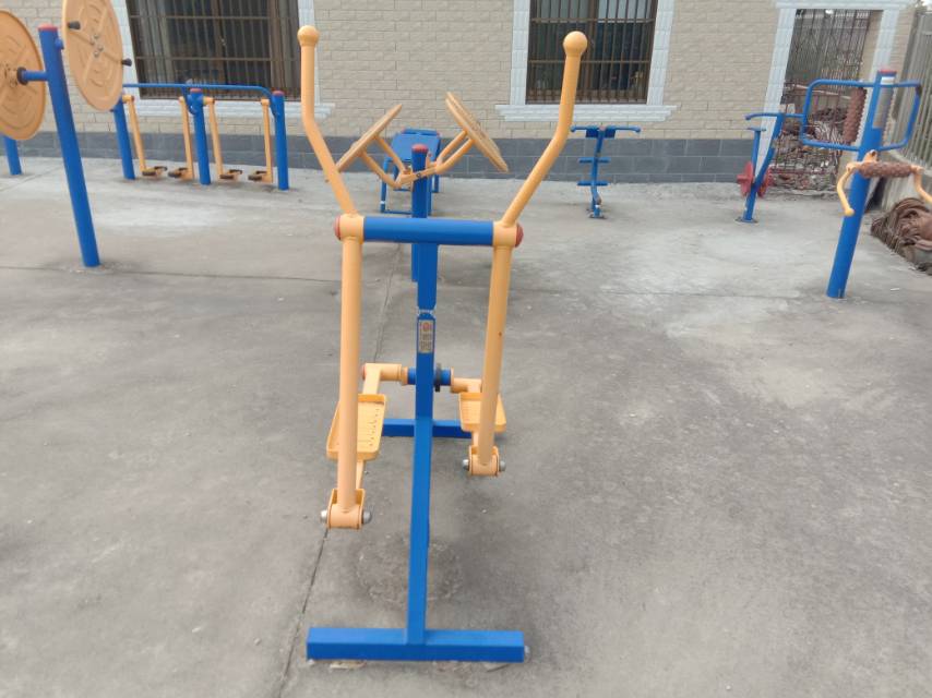 室外橢圓機