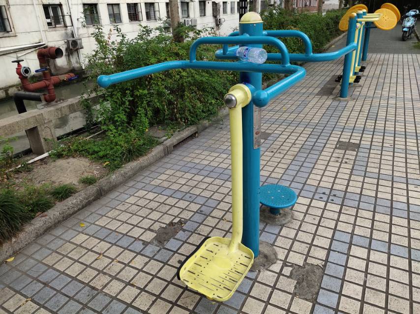 鐘擺器