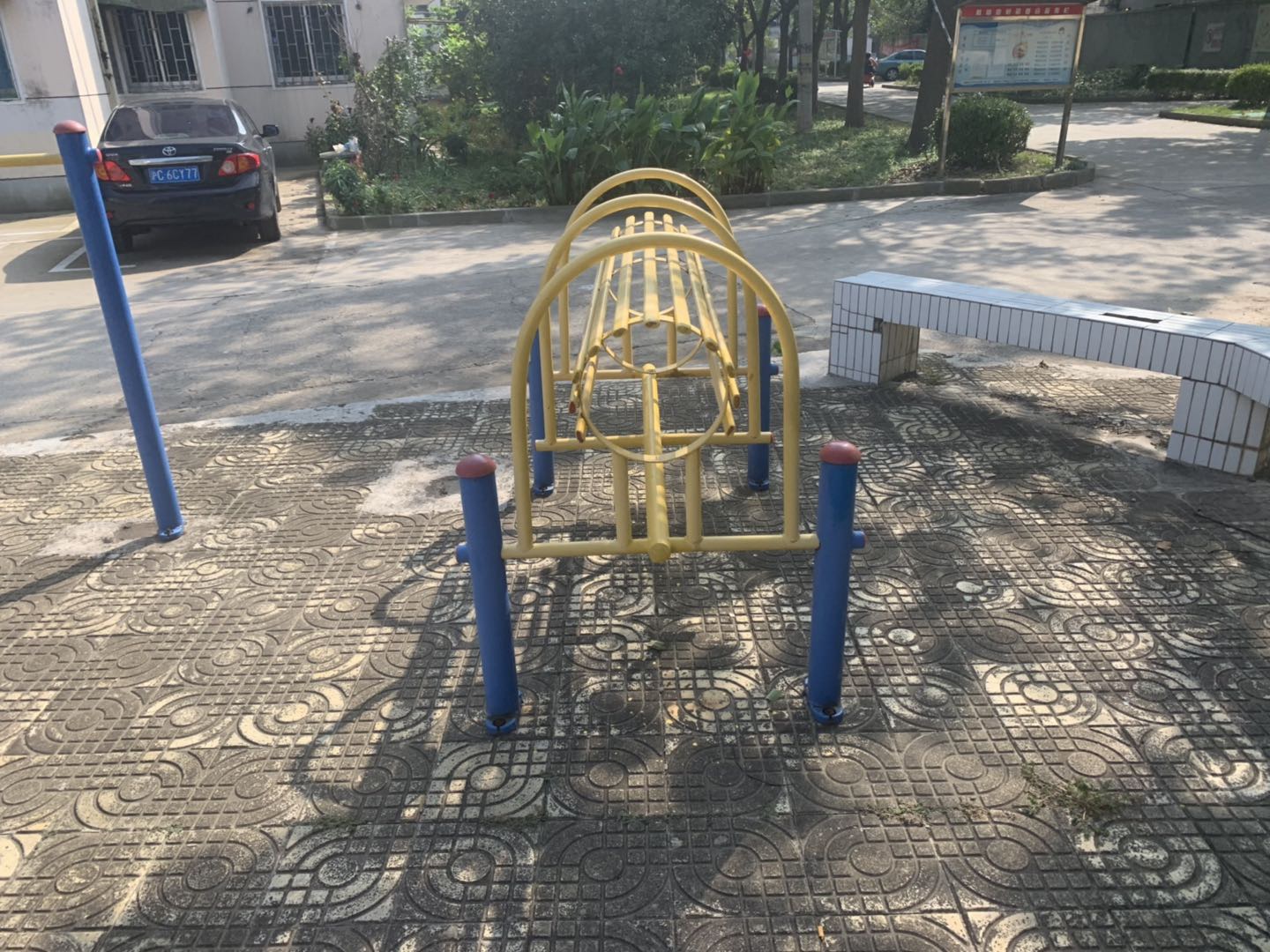 伸腰器