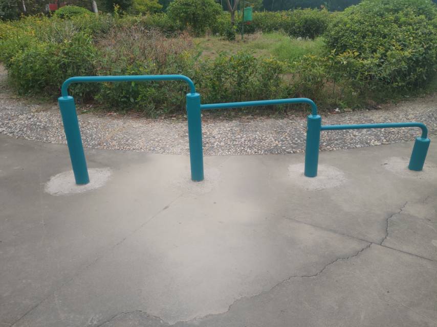 彈震壓腿器