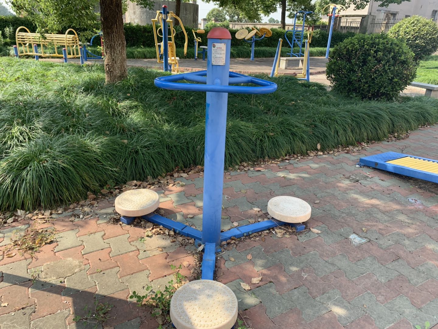 扭腰器