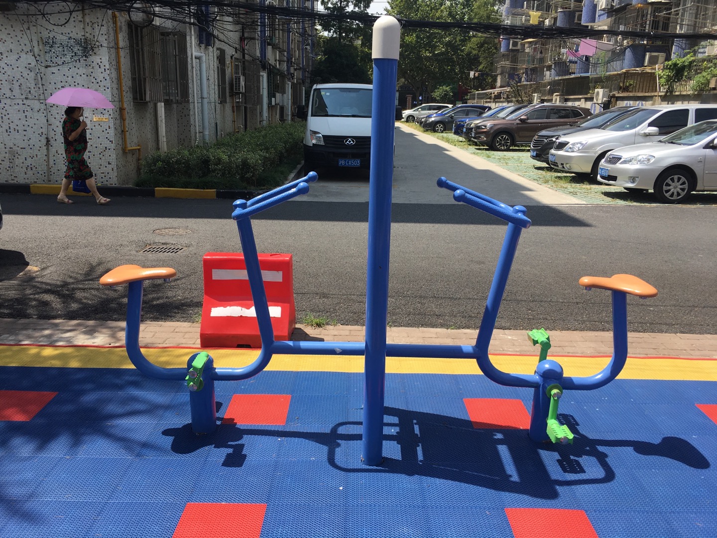 雙立柱健身車