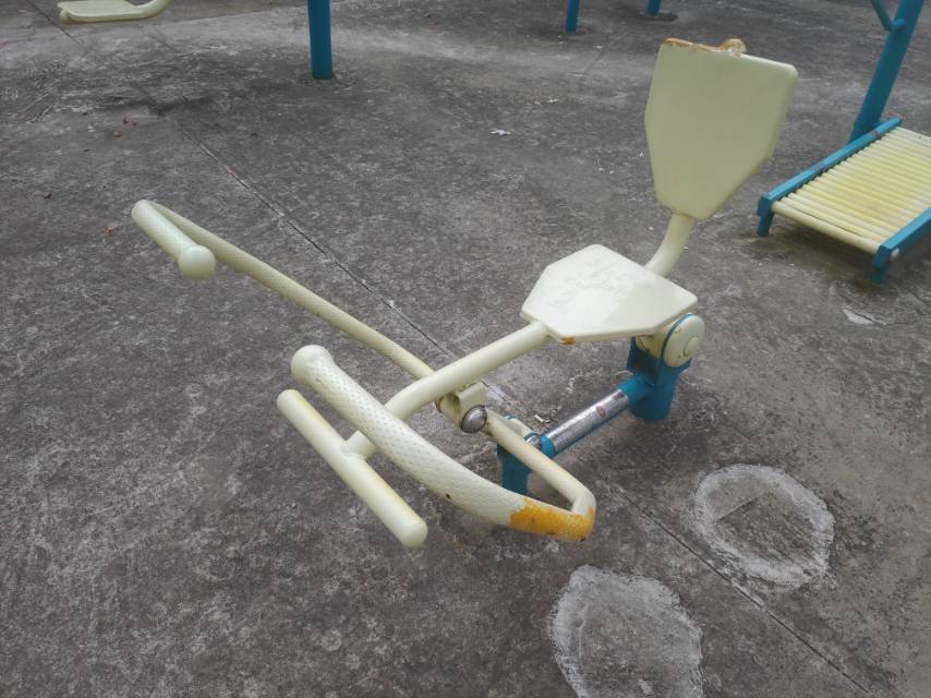 劃船器