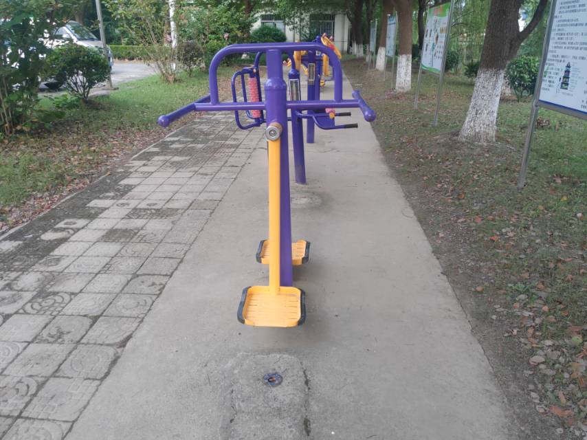 鐘擺器