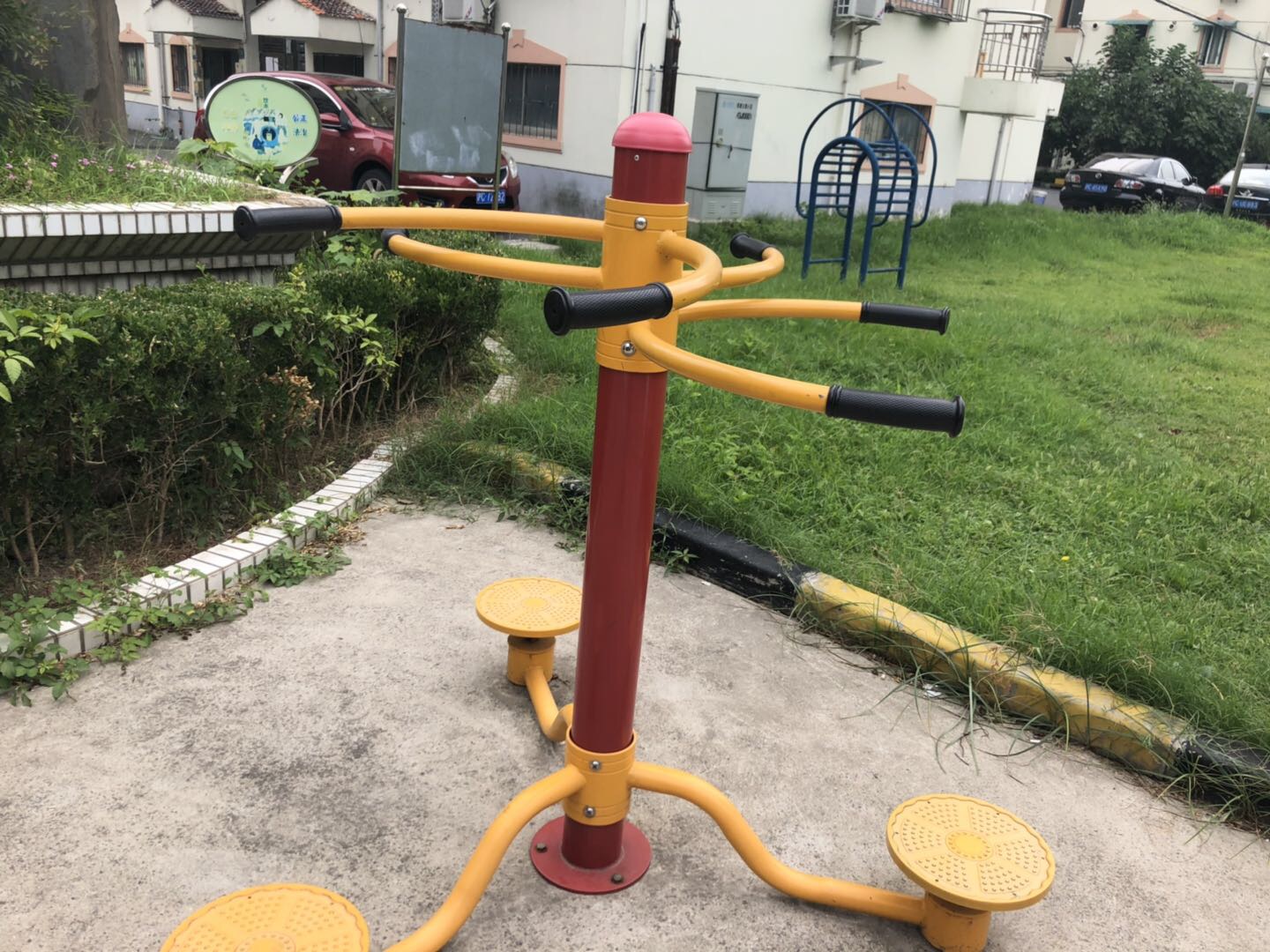 扭腰器