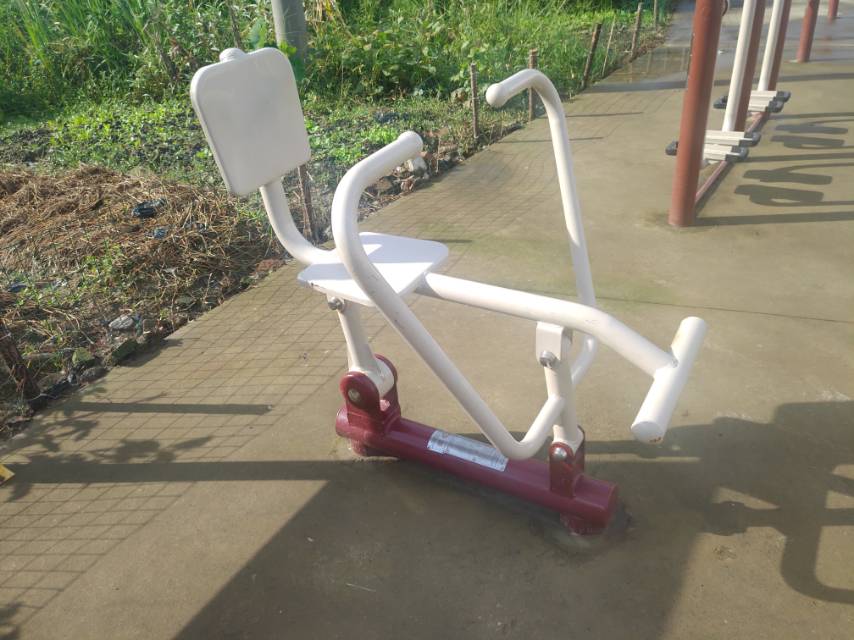 劃船器