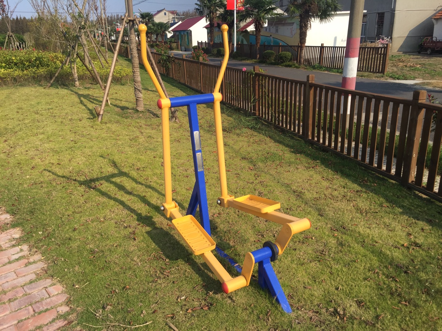 室外橢圓機