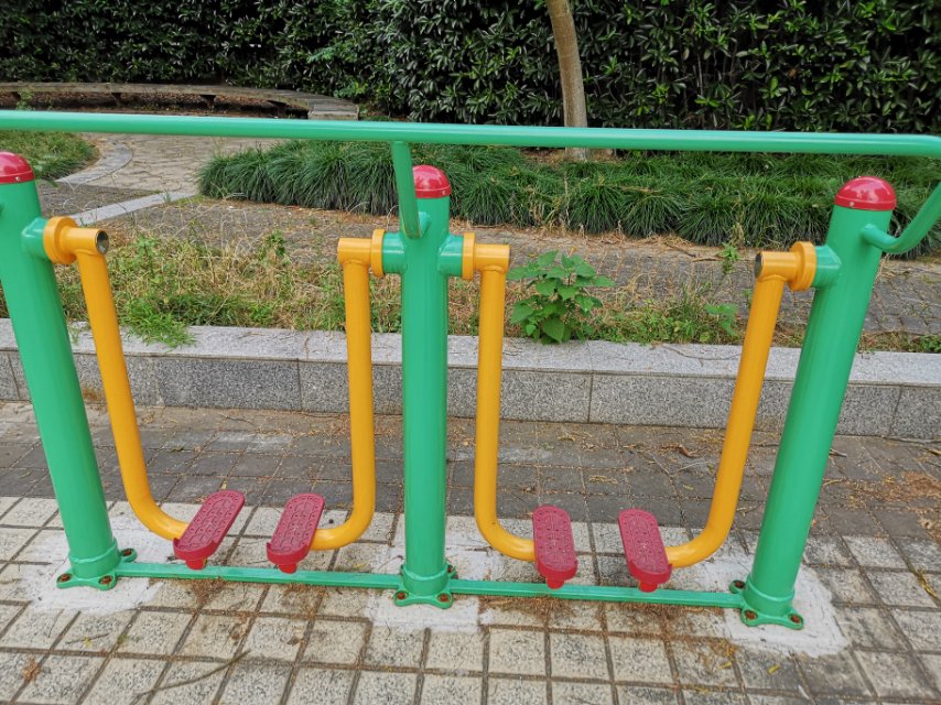 兩聯漫步機