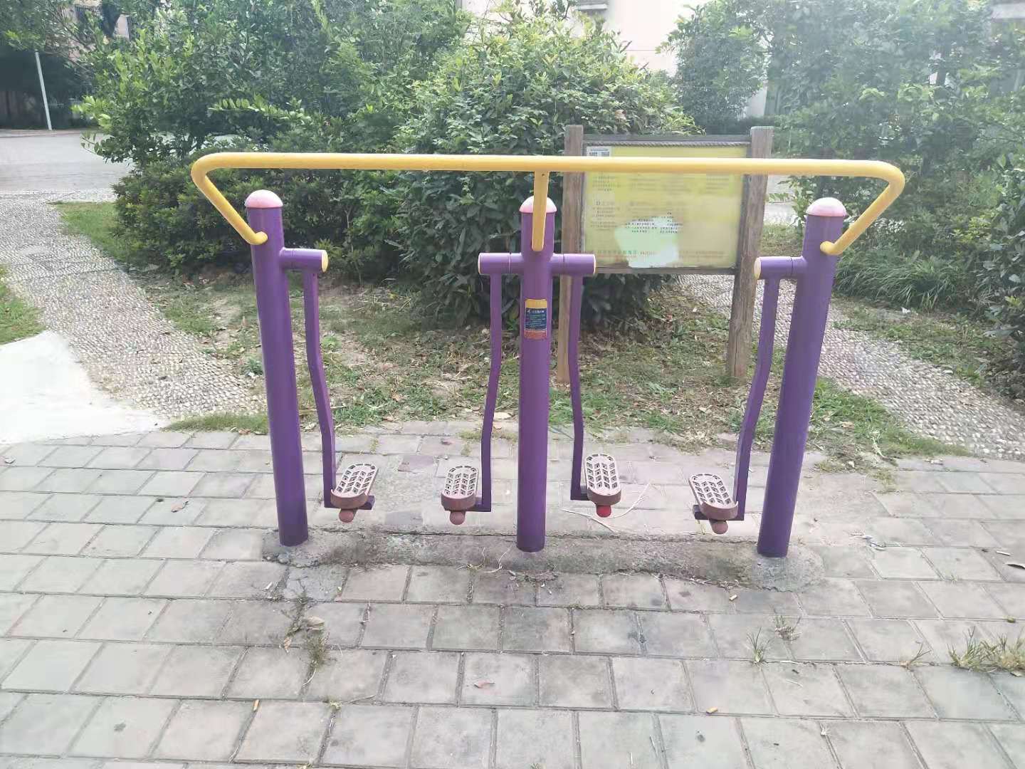 太空漫步器