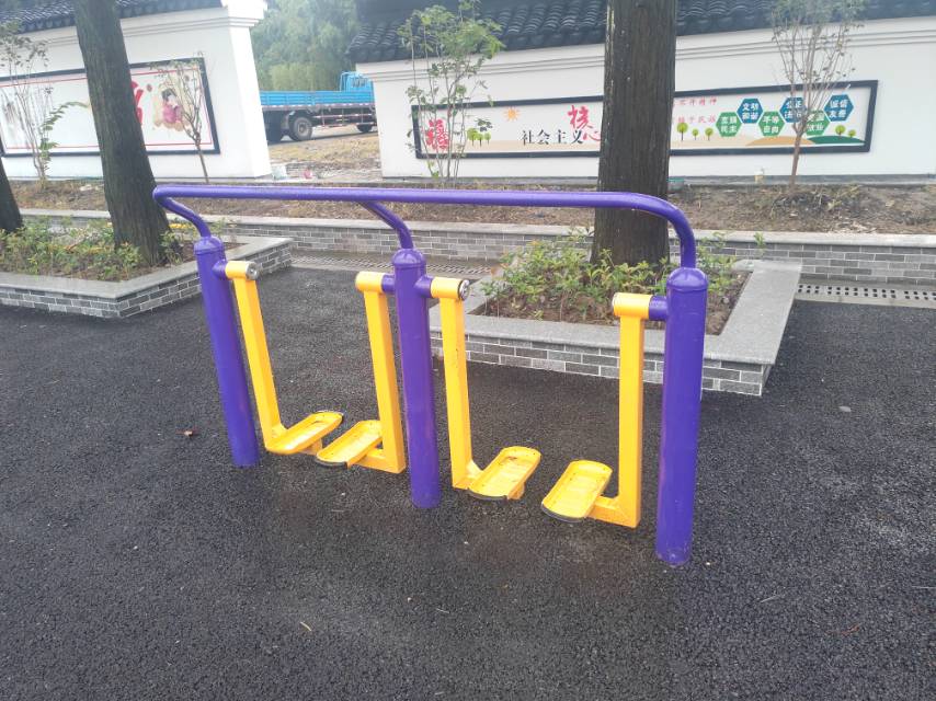 太空漫步器