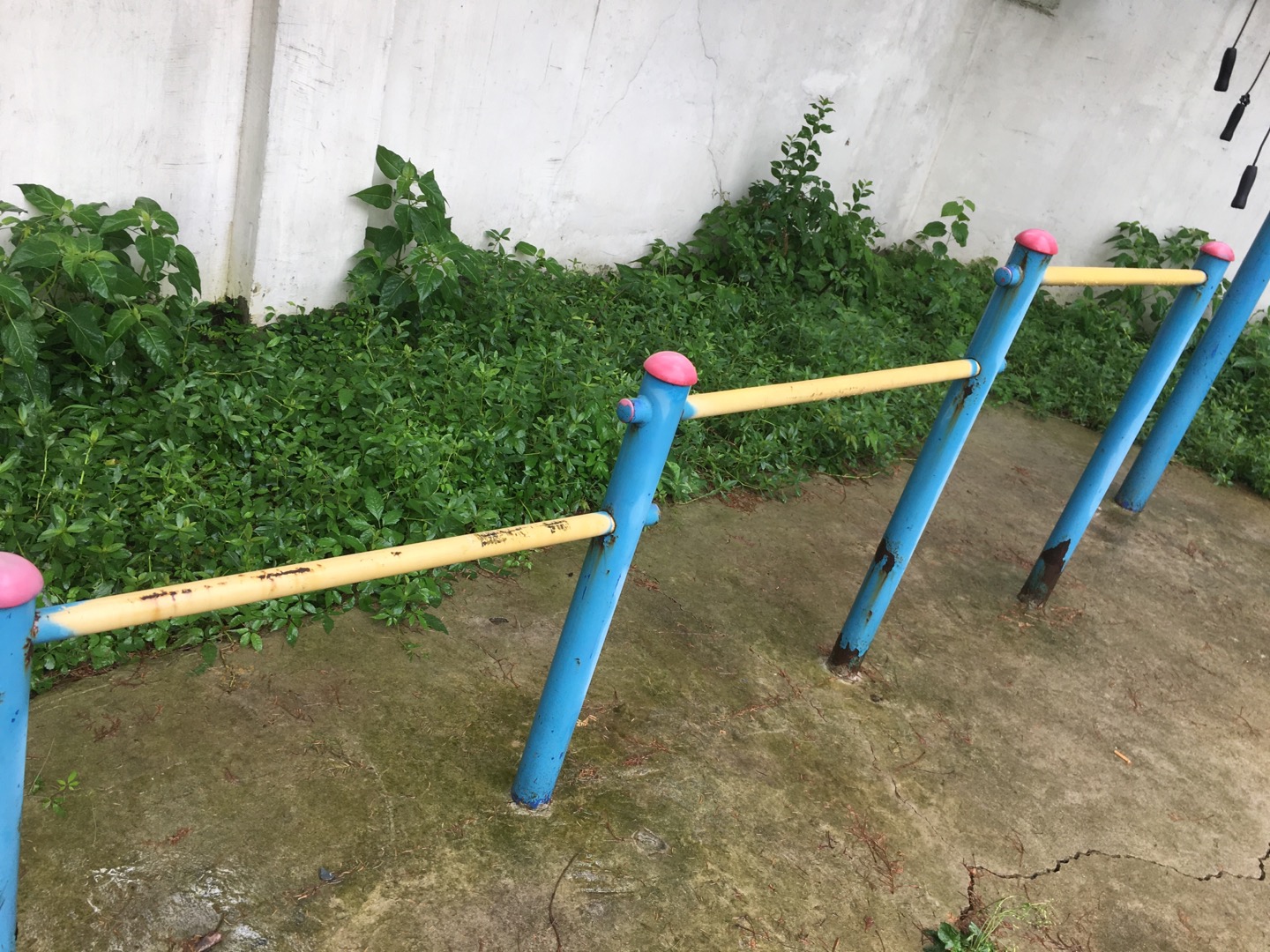 壓腿杠
