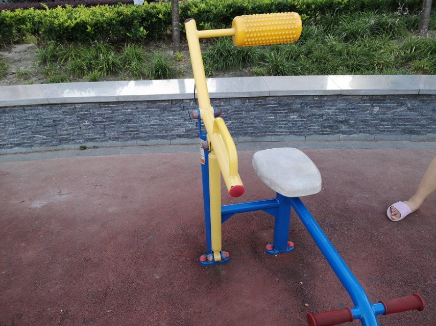 腹背鍛煉器