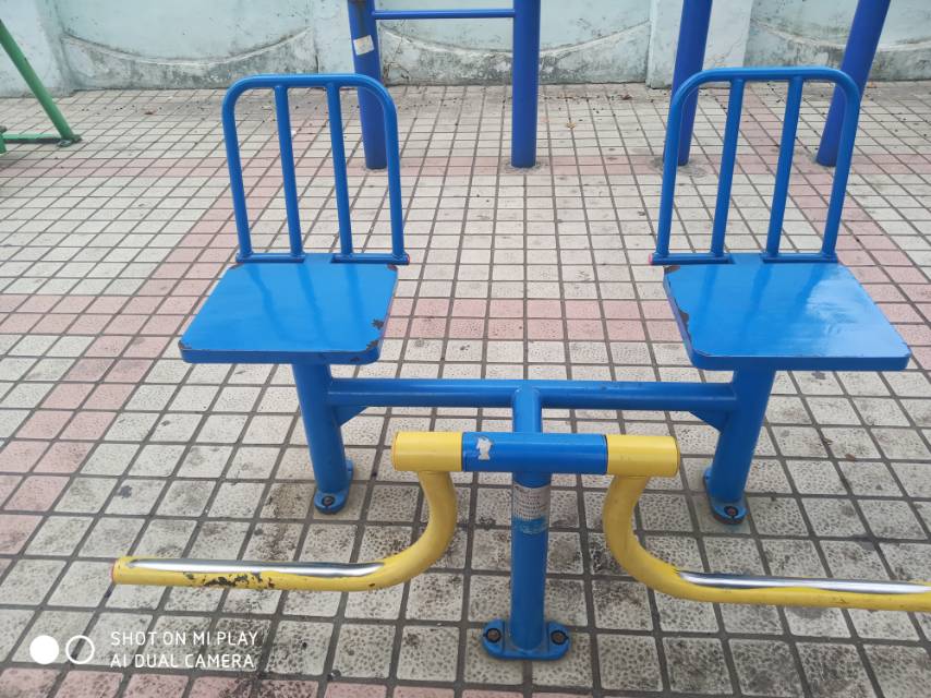 下肢訓練器