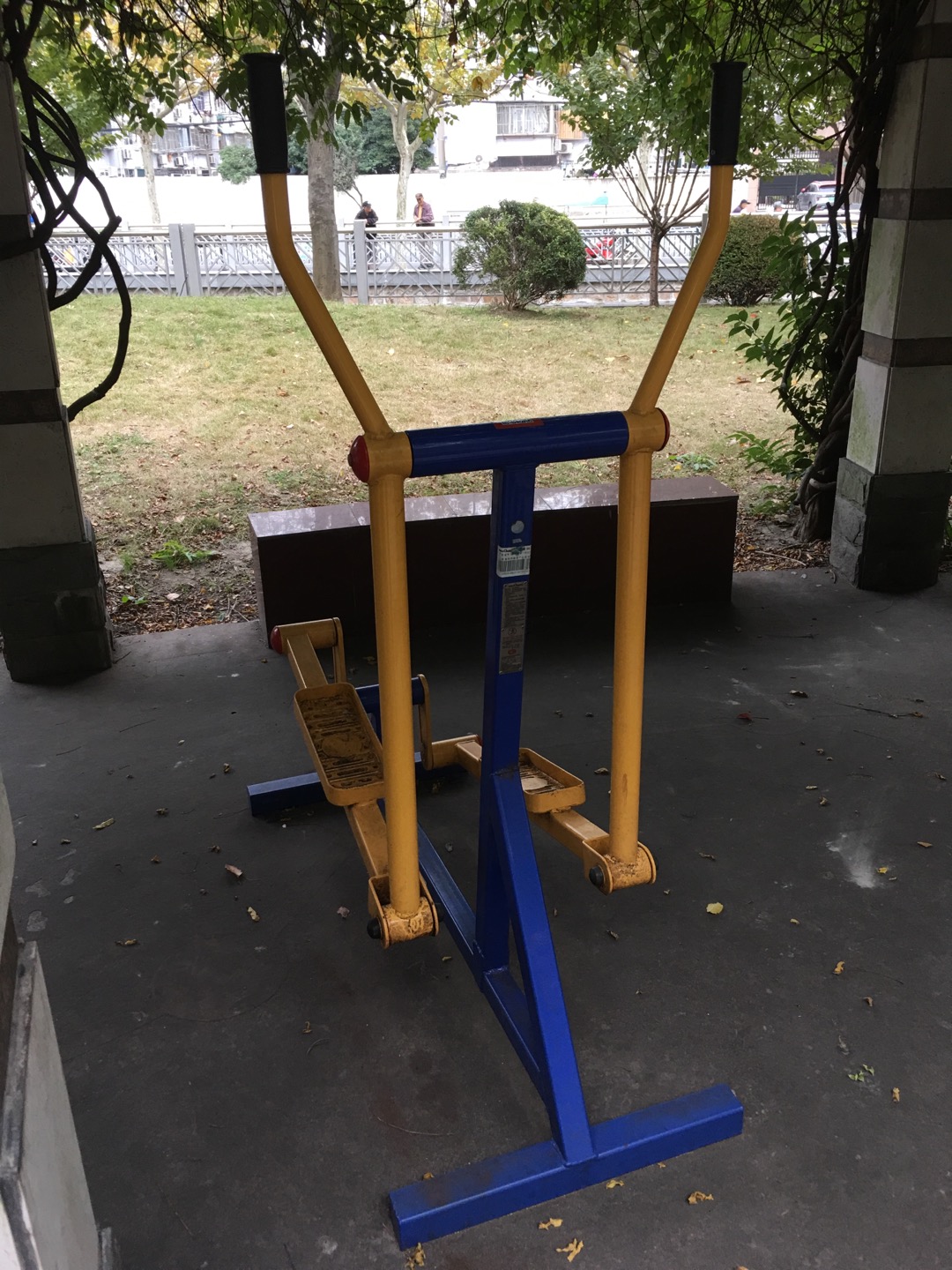 室外橢圓機