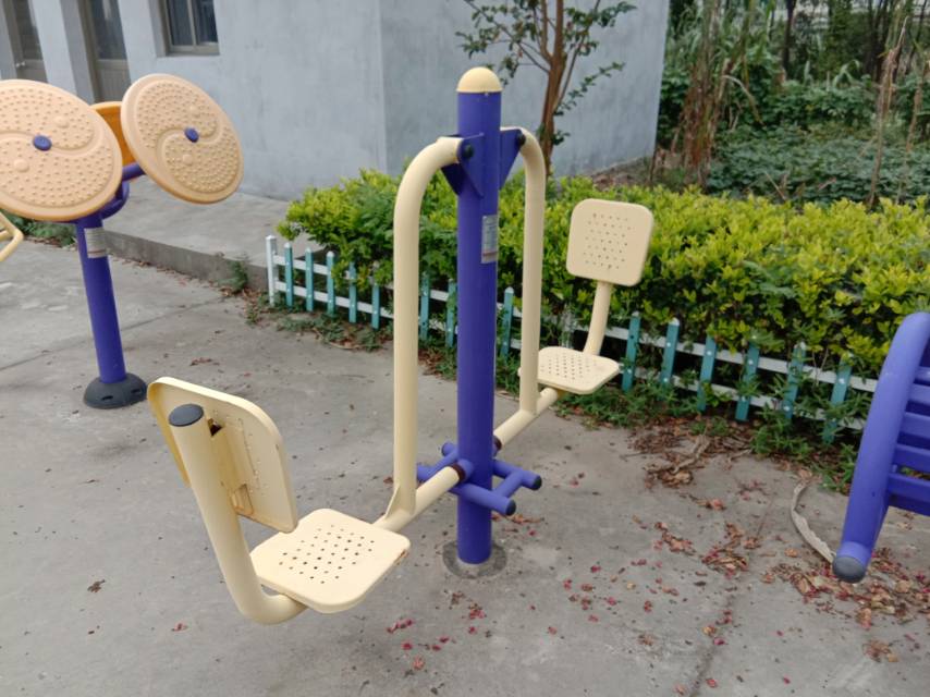 坐蹬器