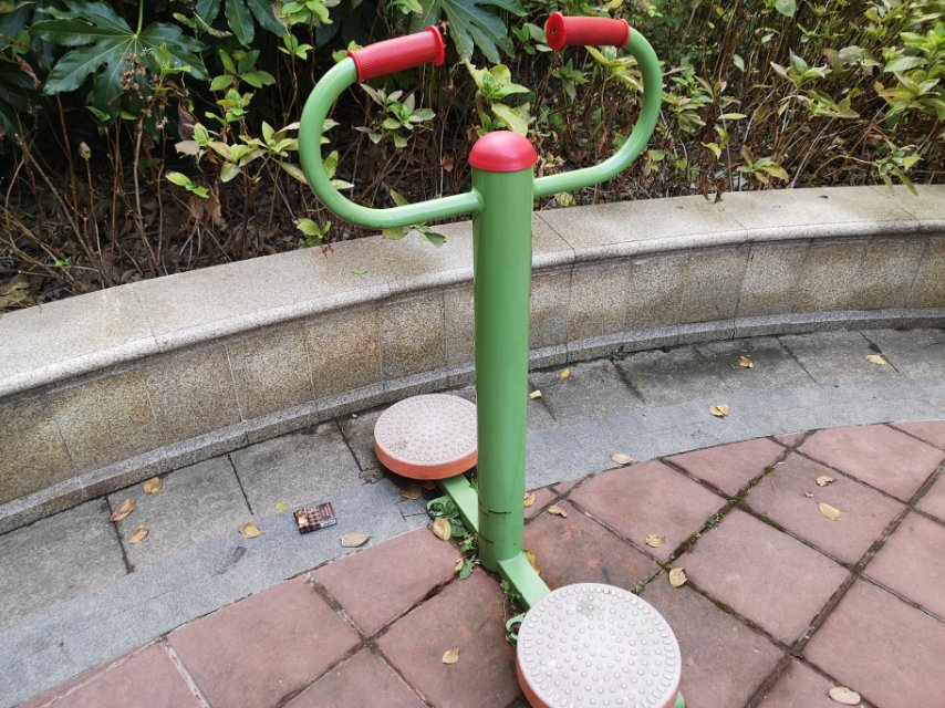 扭腰器