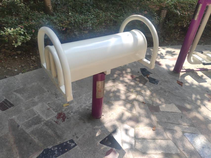 伸腰伸背器