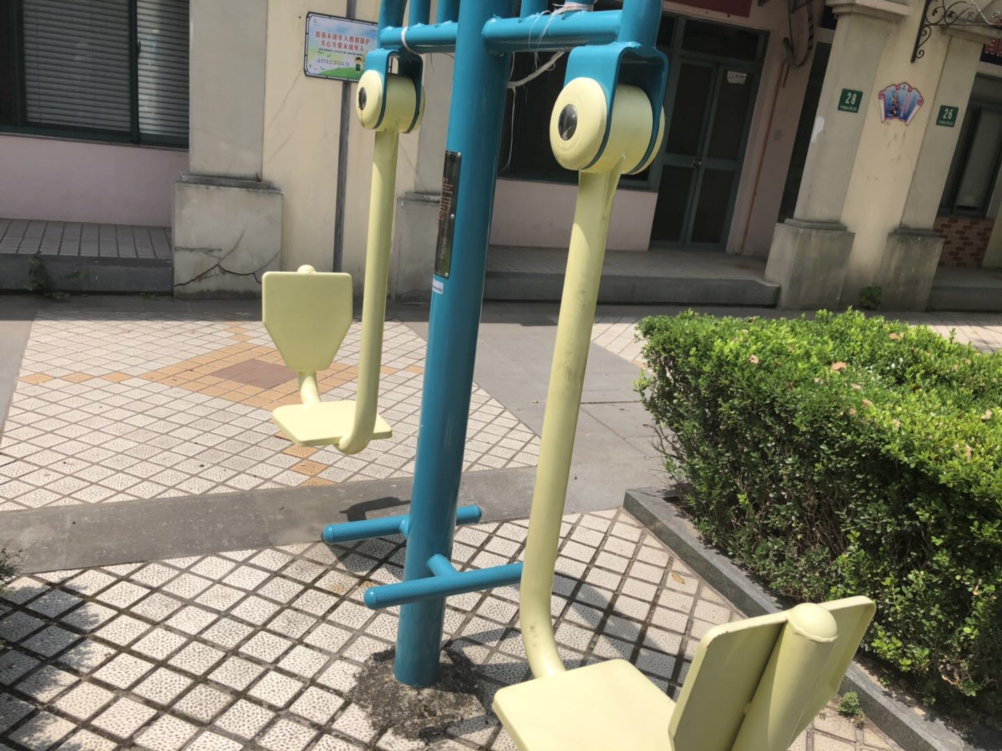 蹬力器