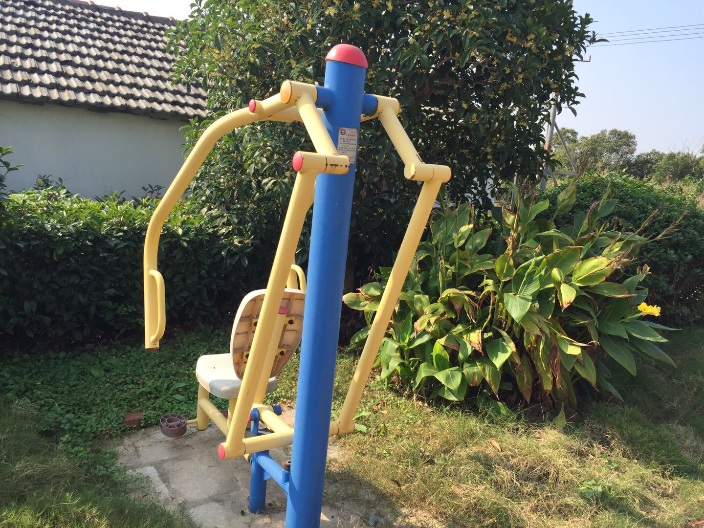 自重推胸器
