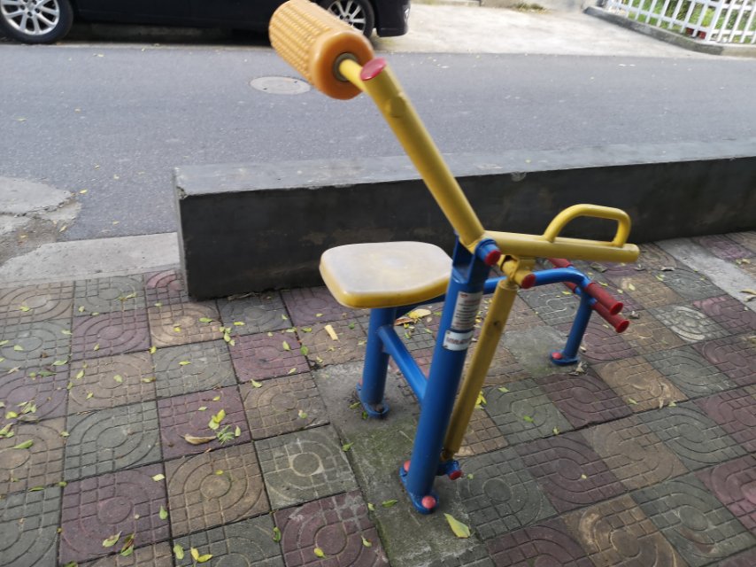 腹背鍛煉器