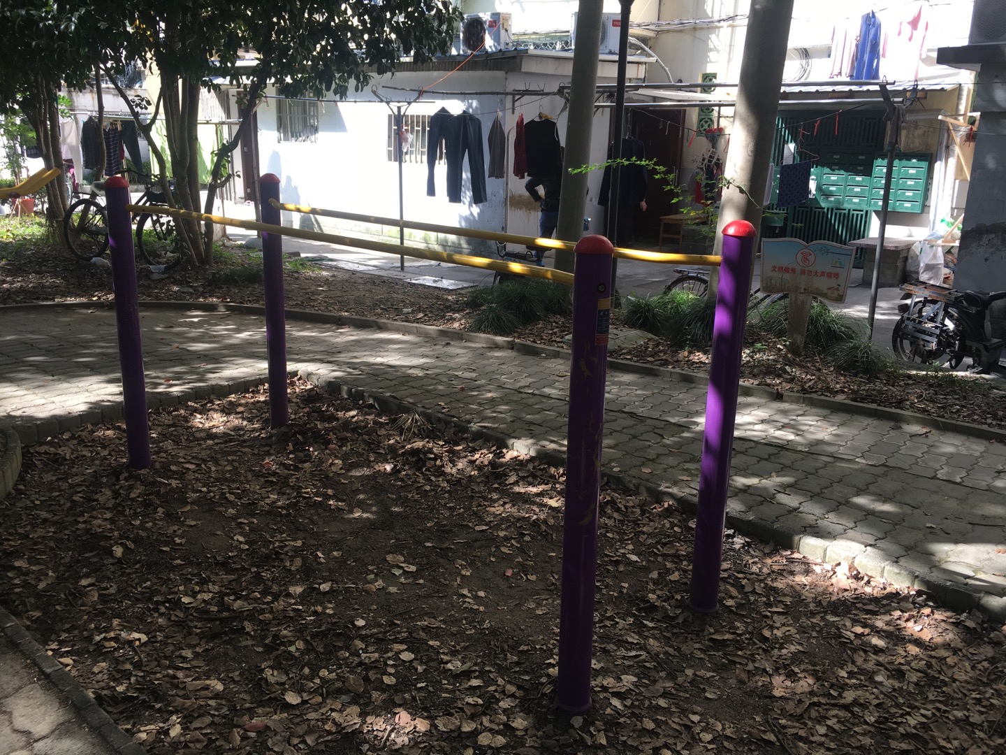 雙杠健身器