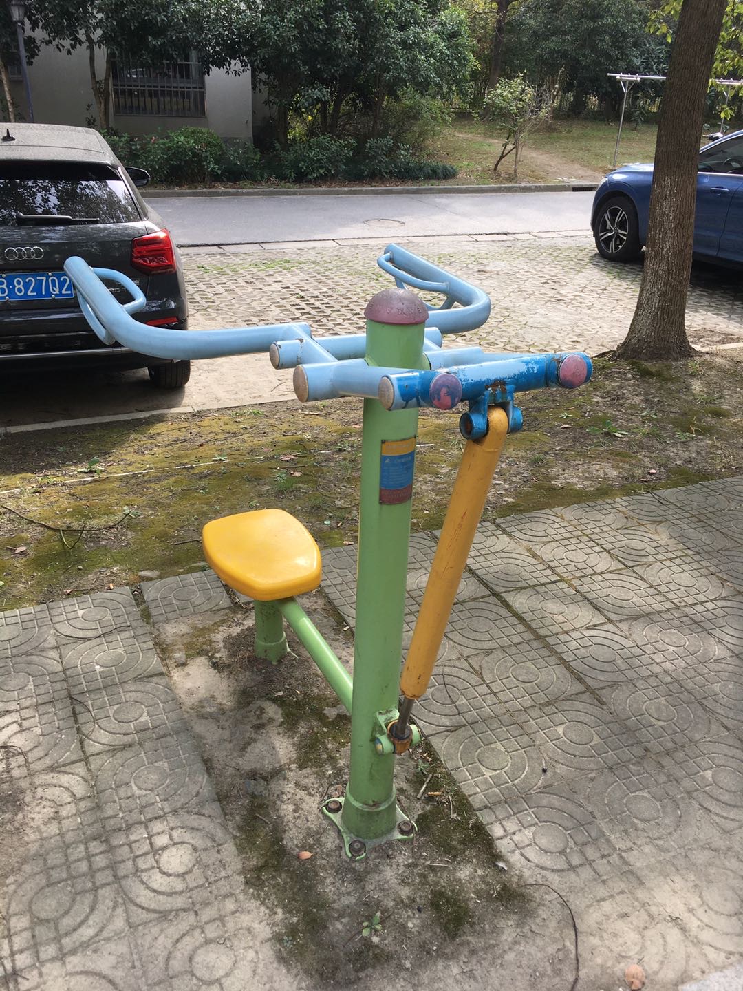上肢鍛煉器