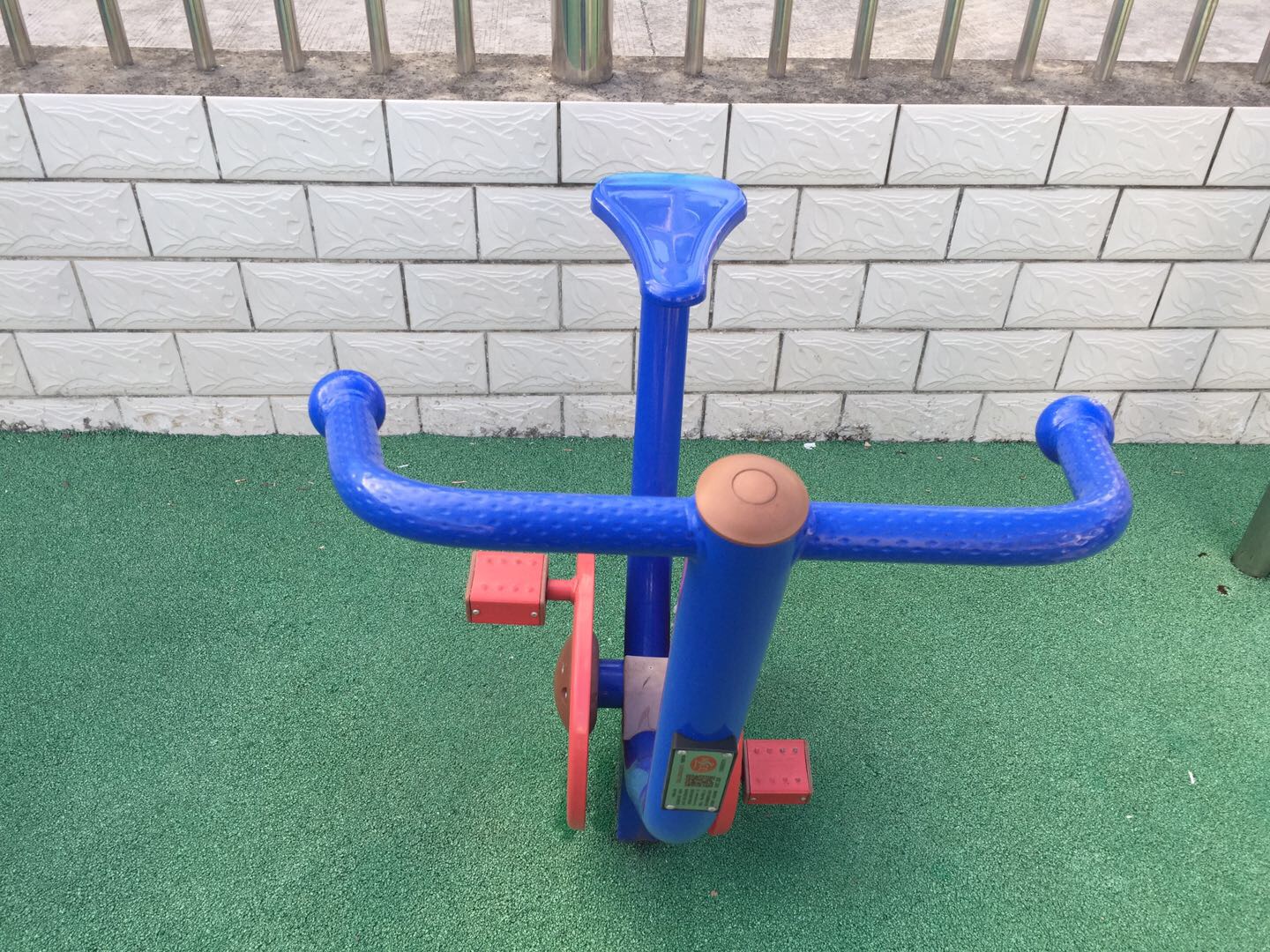 直立健身車(chē)