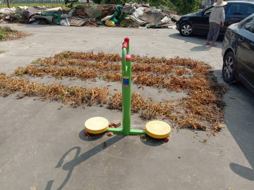 扭腰器