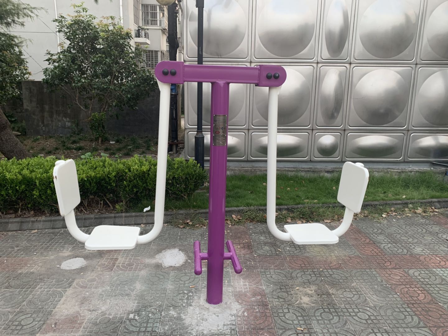 二位蹬力器
