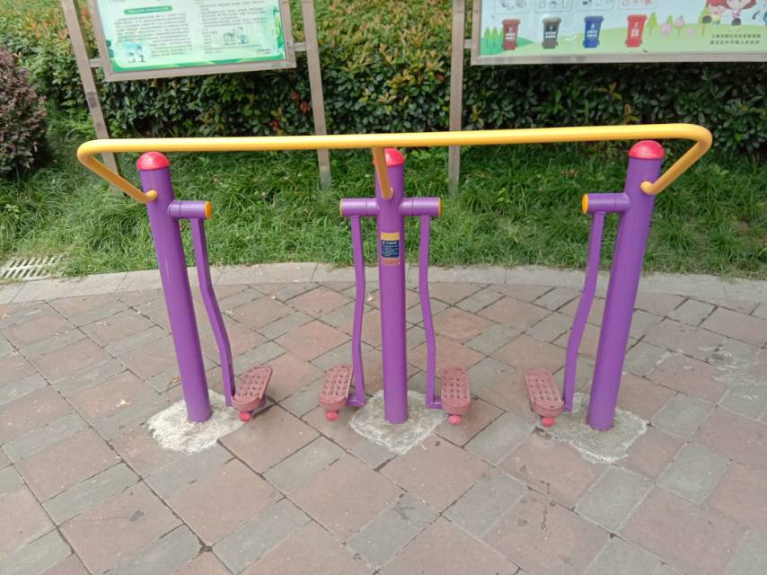 太空漫步器