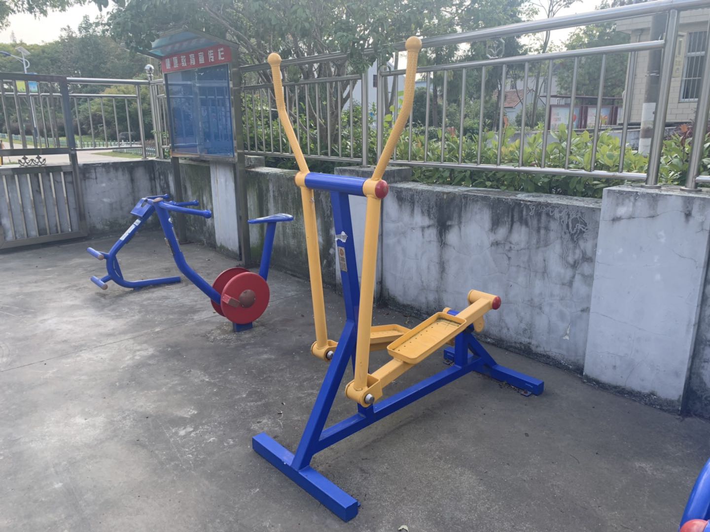 室外橢圓機