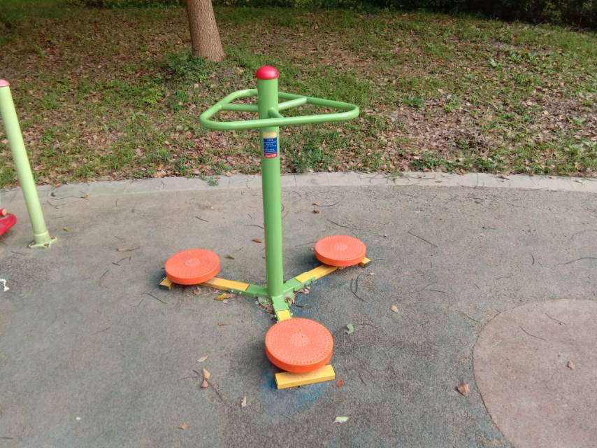 扭腰器