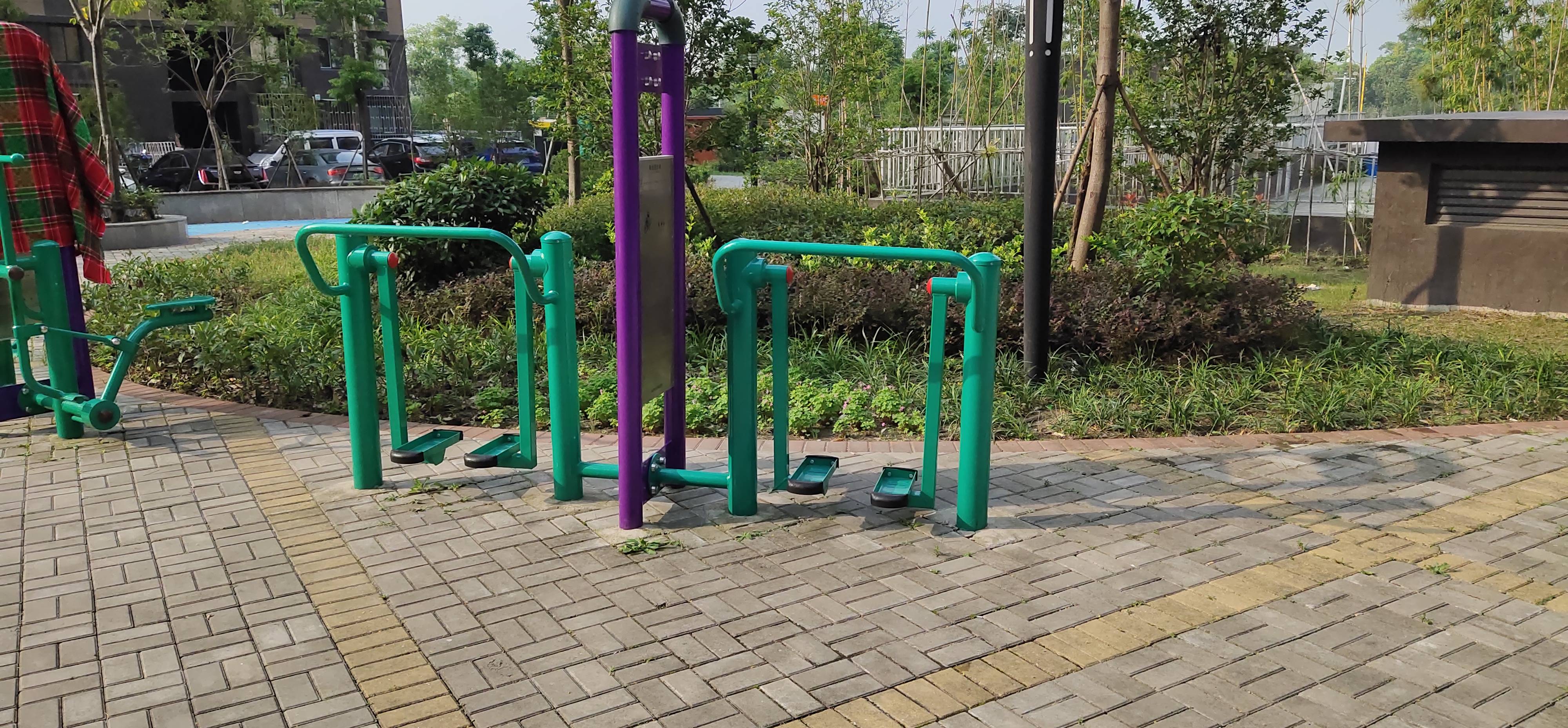 雙位漫步機