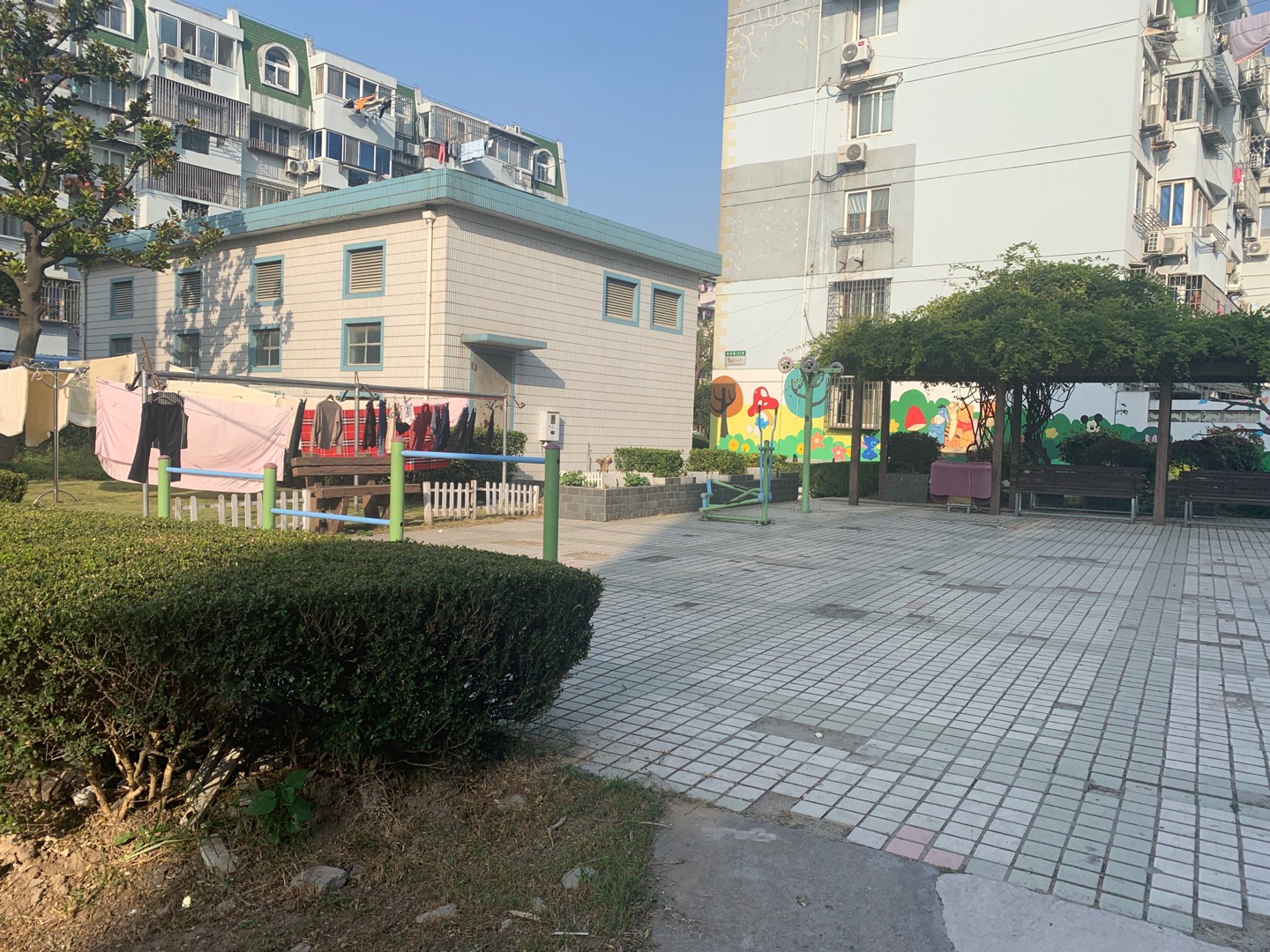 雙橋路220弄健身點(diǎn)