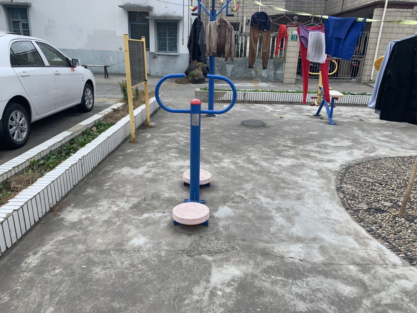扭腰器