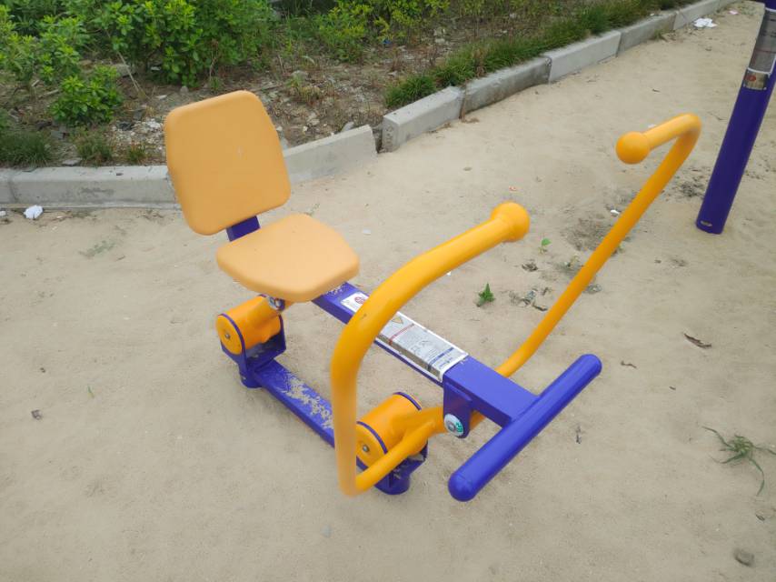 劃船器