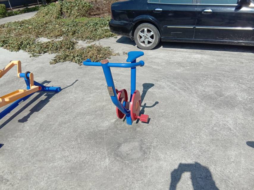 直立健身車(chē)