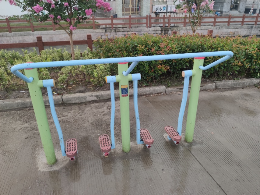 太空漫步器