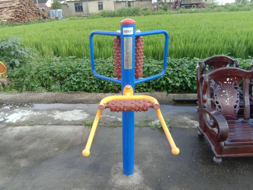 腰背按摩器