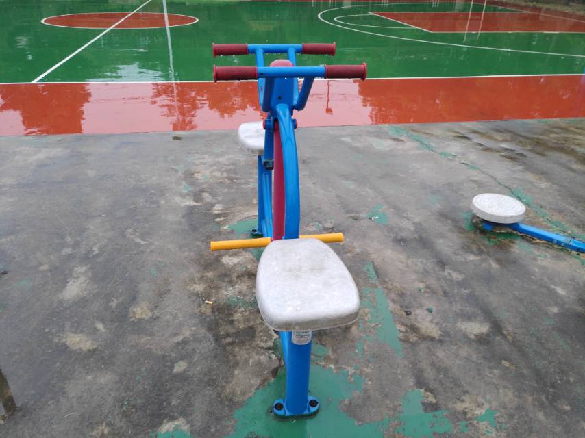 下肢鍛煉器
