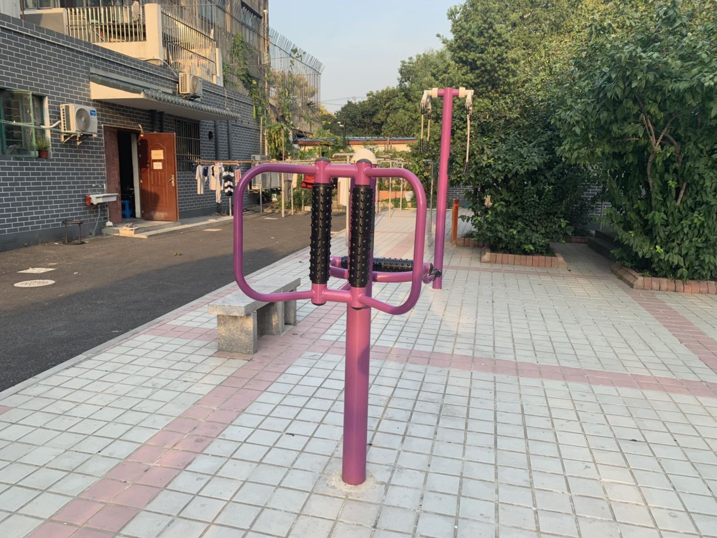 腰背按摩器