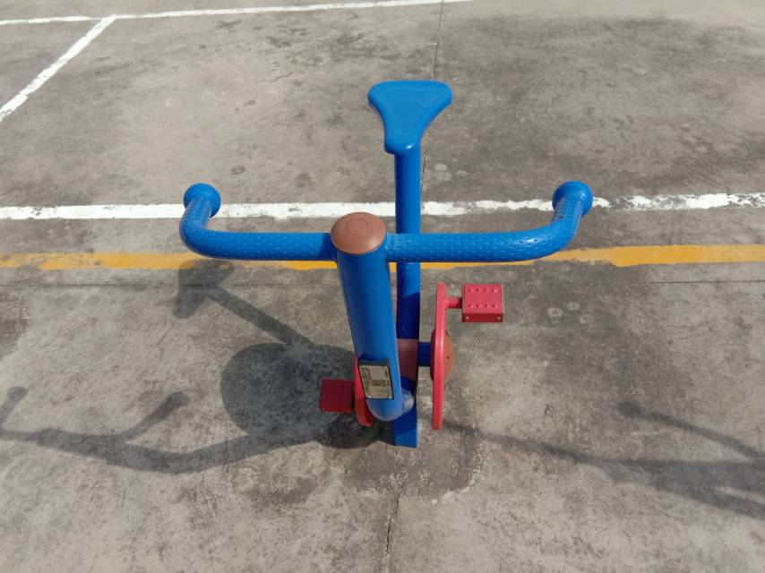 直立健身車(chē)