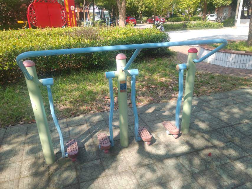 太空漫步器