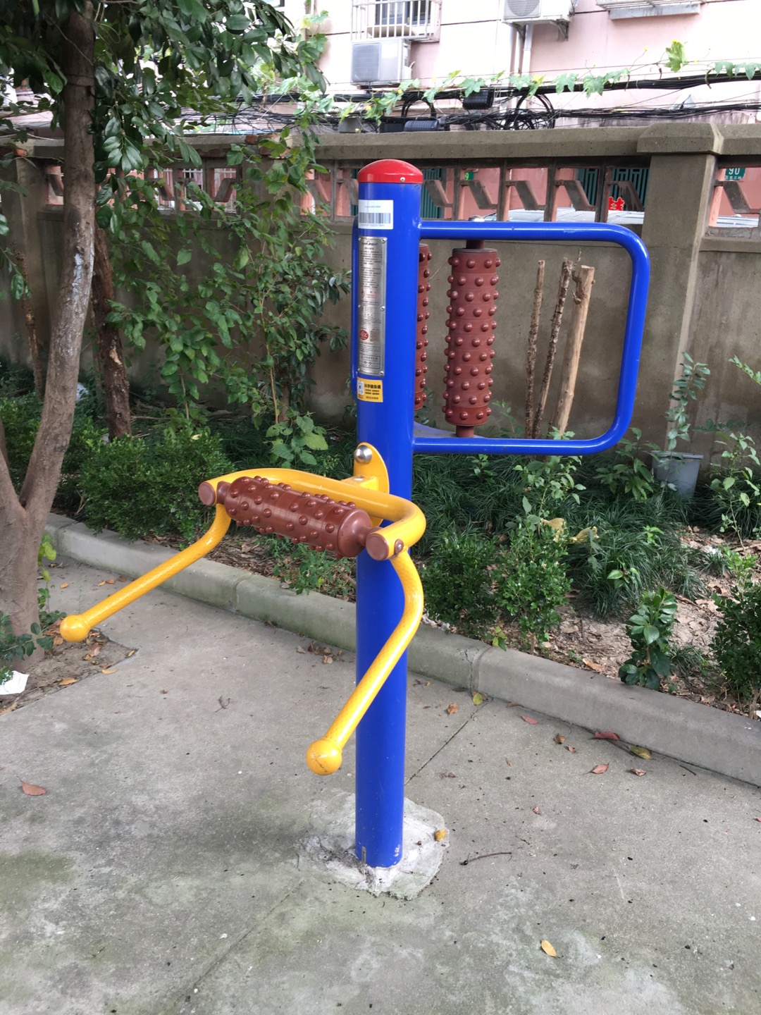 腰背按摩器