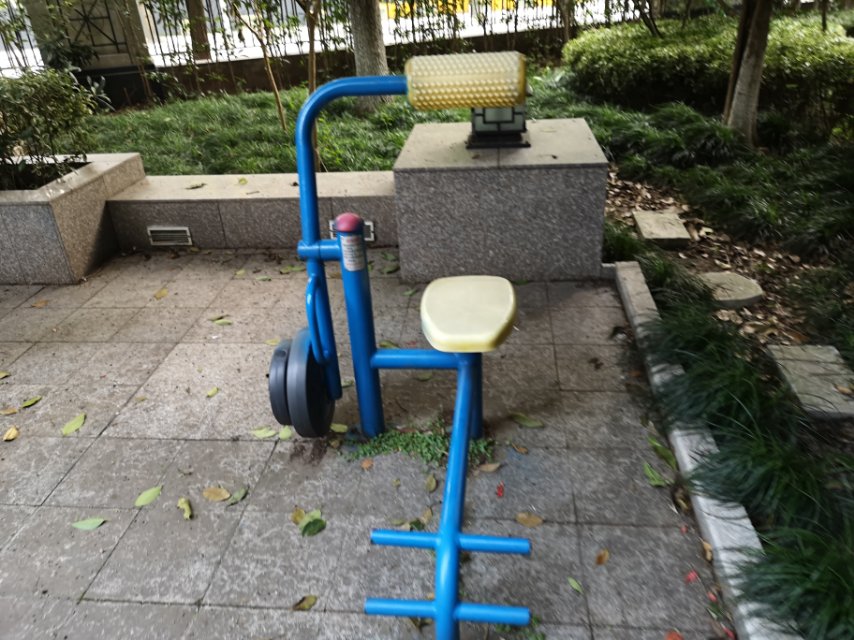 腹背鍛煉器