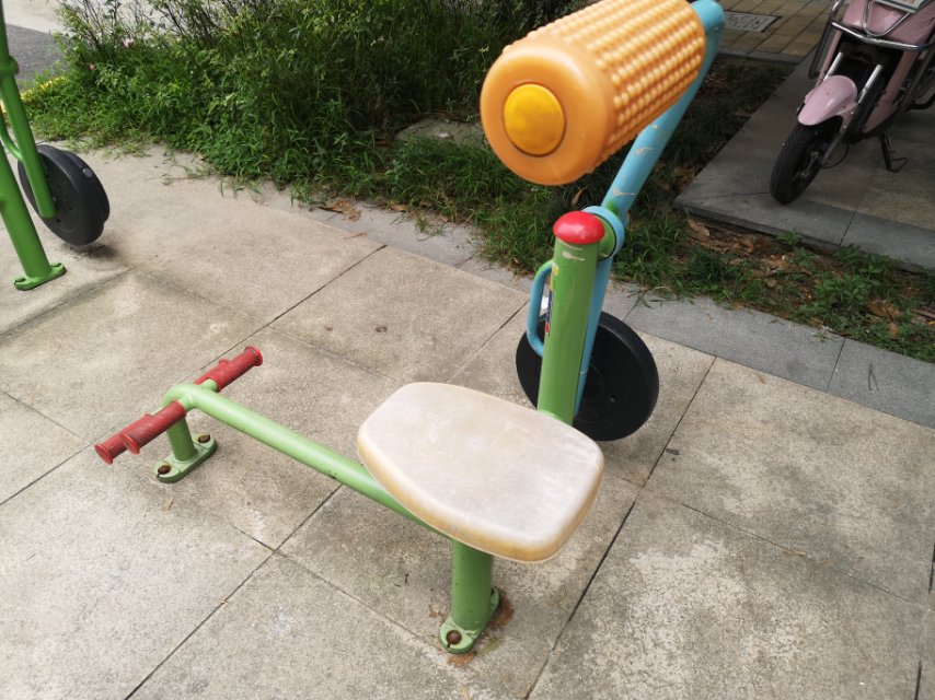 腹背鍛煉器