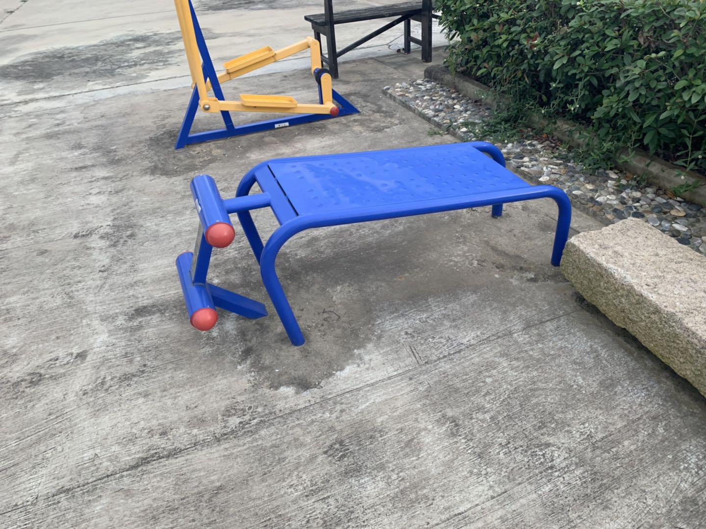 仰臥起坐板