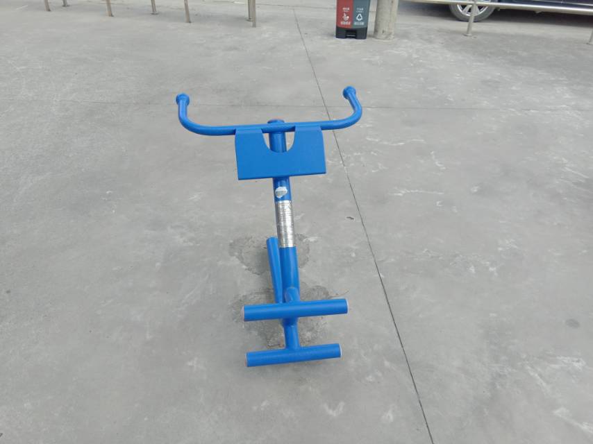 背肌訓練器