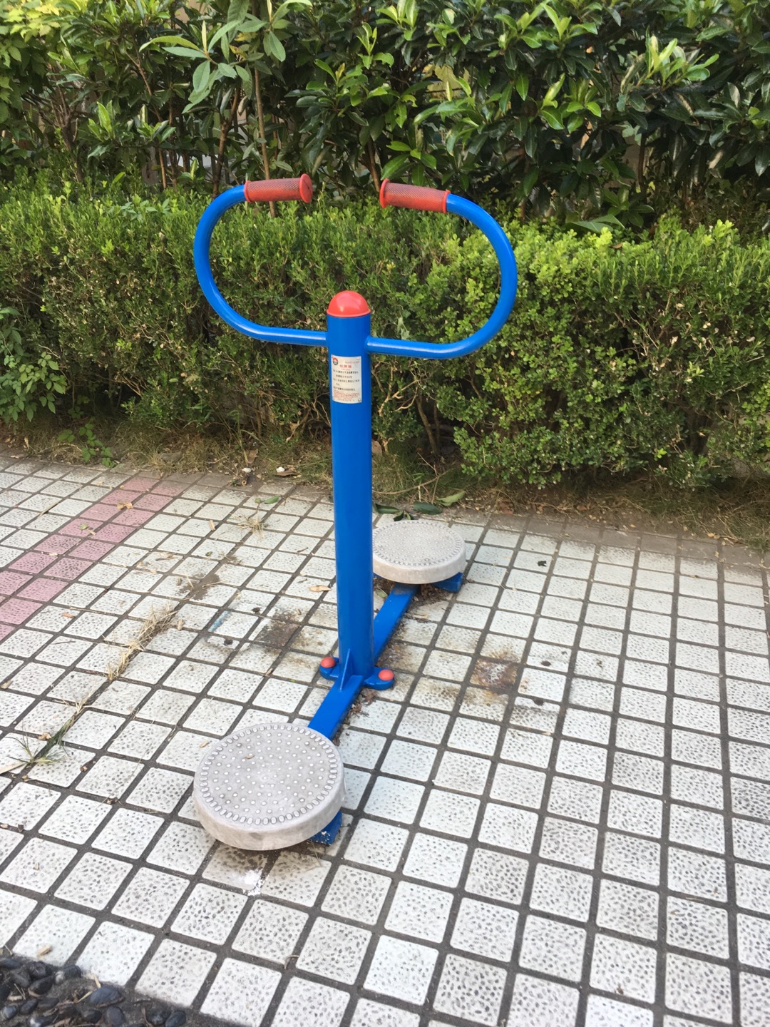 扭腰器